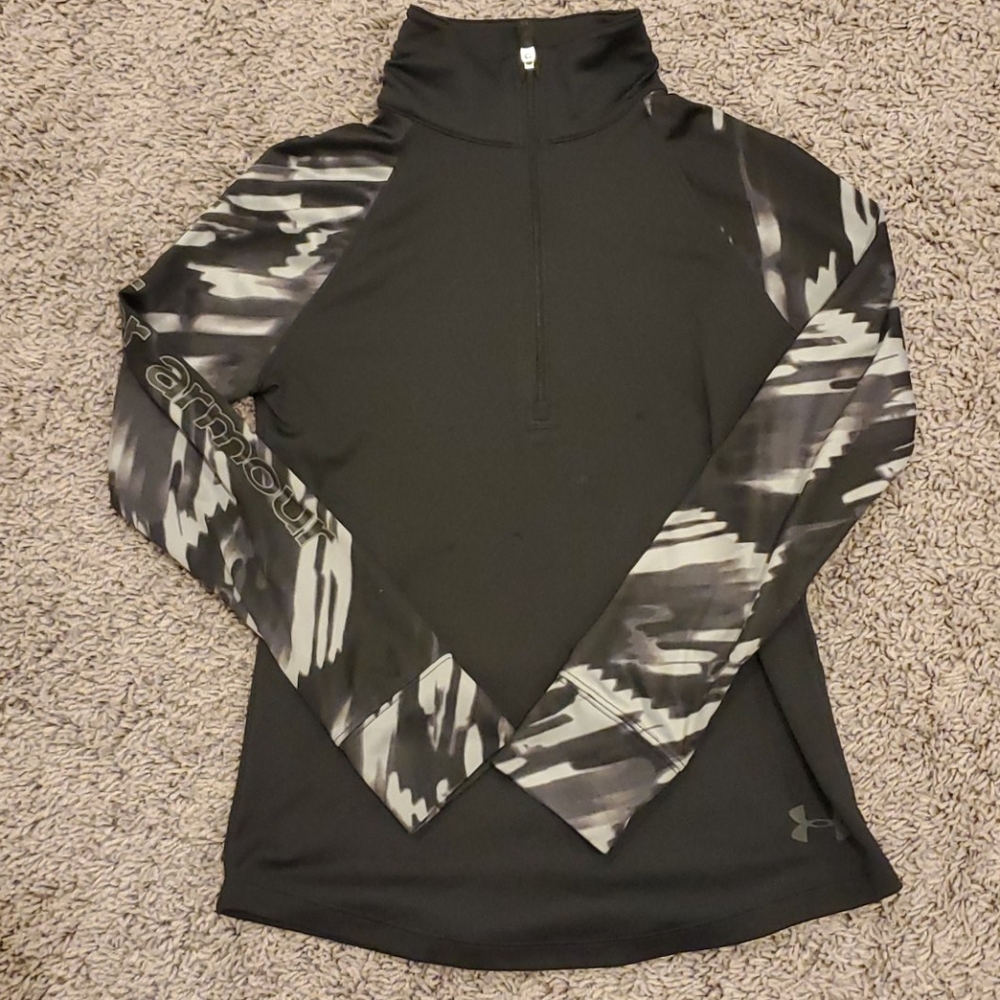 Heat Gear Zipped Up